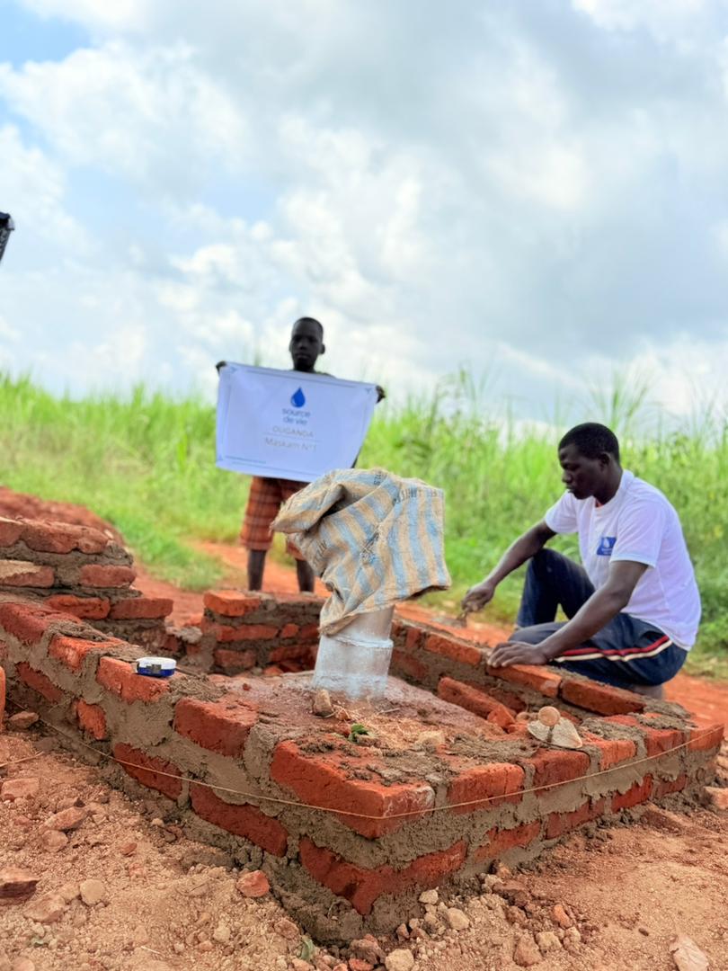 Source de Vie — Ouganda 08