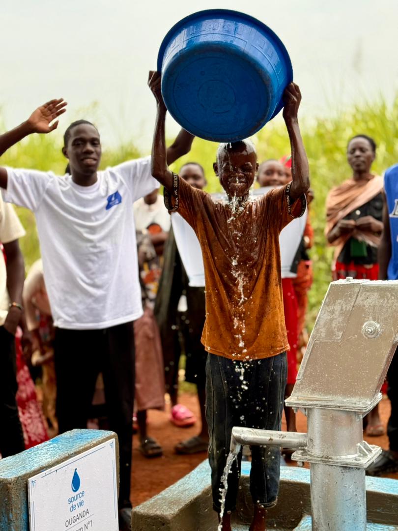 Source de Vie — Ouganda 54